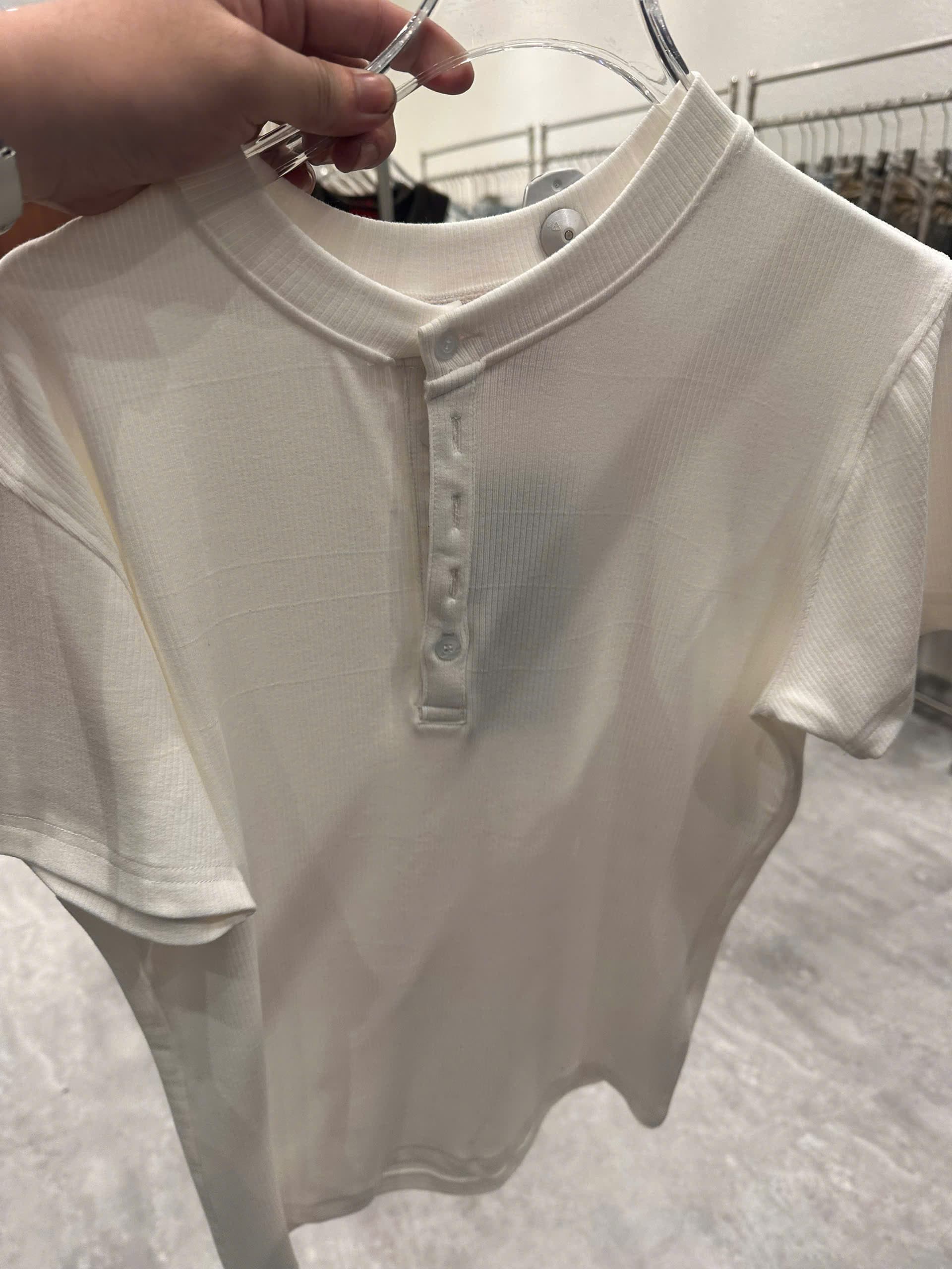 HENLEY BODY T-SHIRT